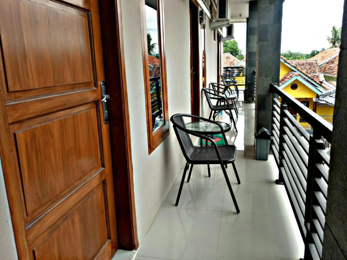 Wisma Andali Syariah Near Rsud Cideres Majalengka 外观 照片