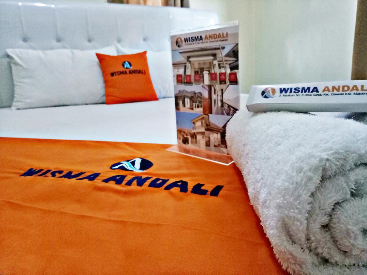 Wisma Andali Syariah Near Rsud Cideres Majalengka 外观 照片