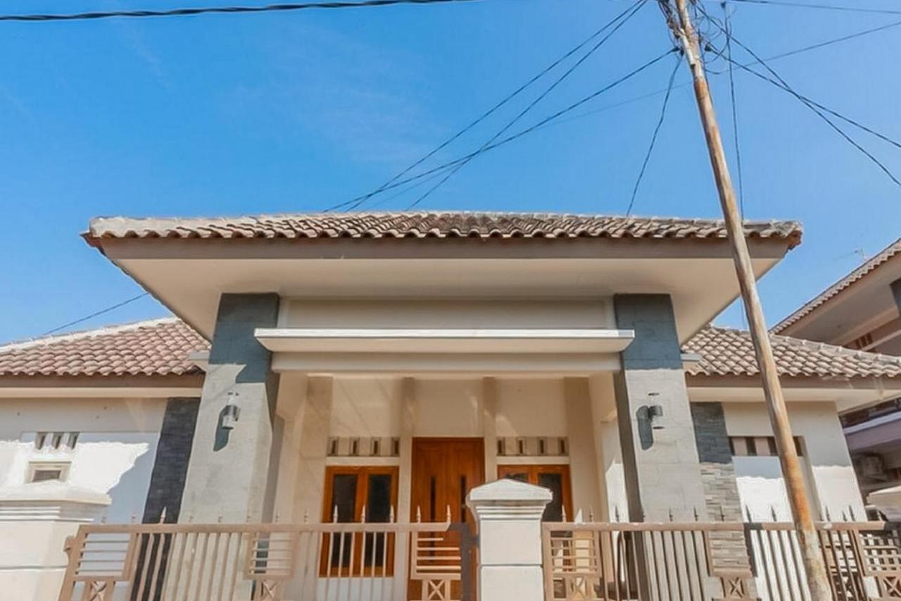 Wisma Andali Syariah Near Rsud Cideres Majalengka 外观 照片